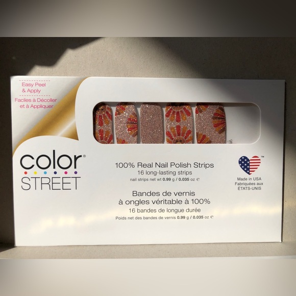 Color Street 𝐓𝐀𝐋𝐊 𝐓𝐔𝐑𝐊𝐄𝐘 (retired) - Picture 1 of 2